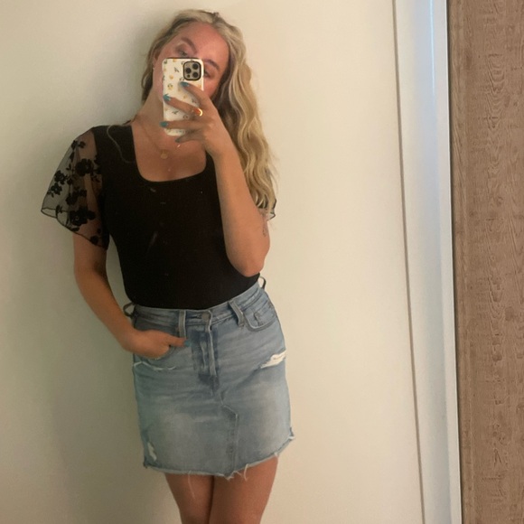 Dog Mom & Lover Girl 🩷 - Picture 4 of 4